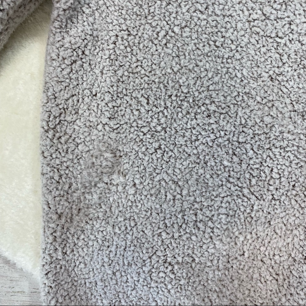 Olive and Oak Fuzzy 1/4 Zip Pullover - Picture 11 of 13